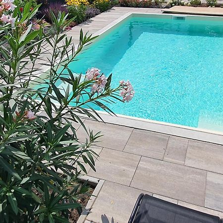 Velence Lakeside Pool House Extérieur photo