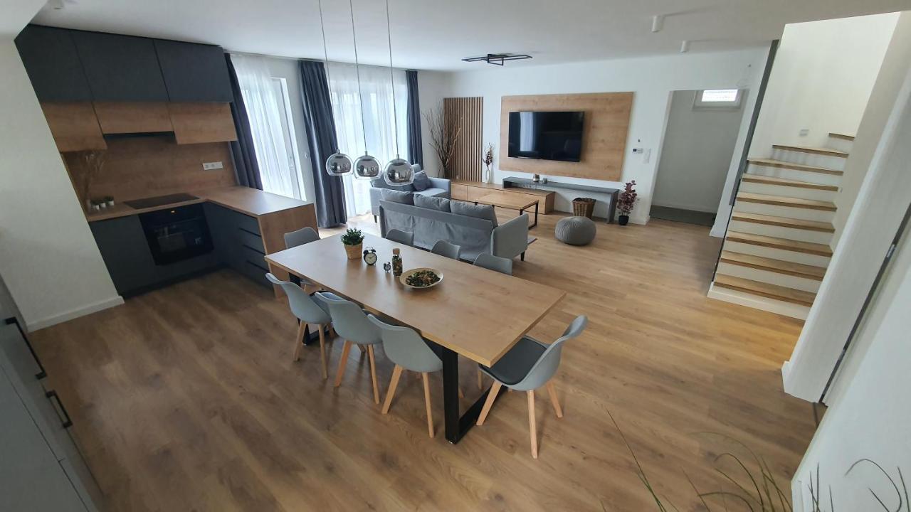 Velence Lakeside Pool House Extérieur photo